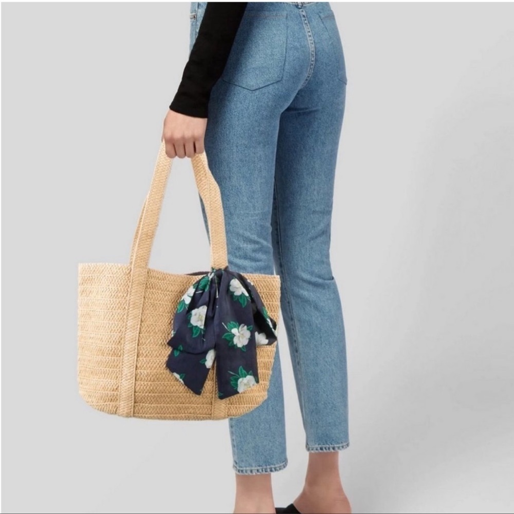NWT Draper James Everyday Straw Wicker Handbag Purse with Floral Bow.